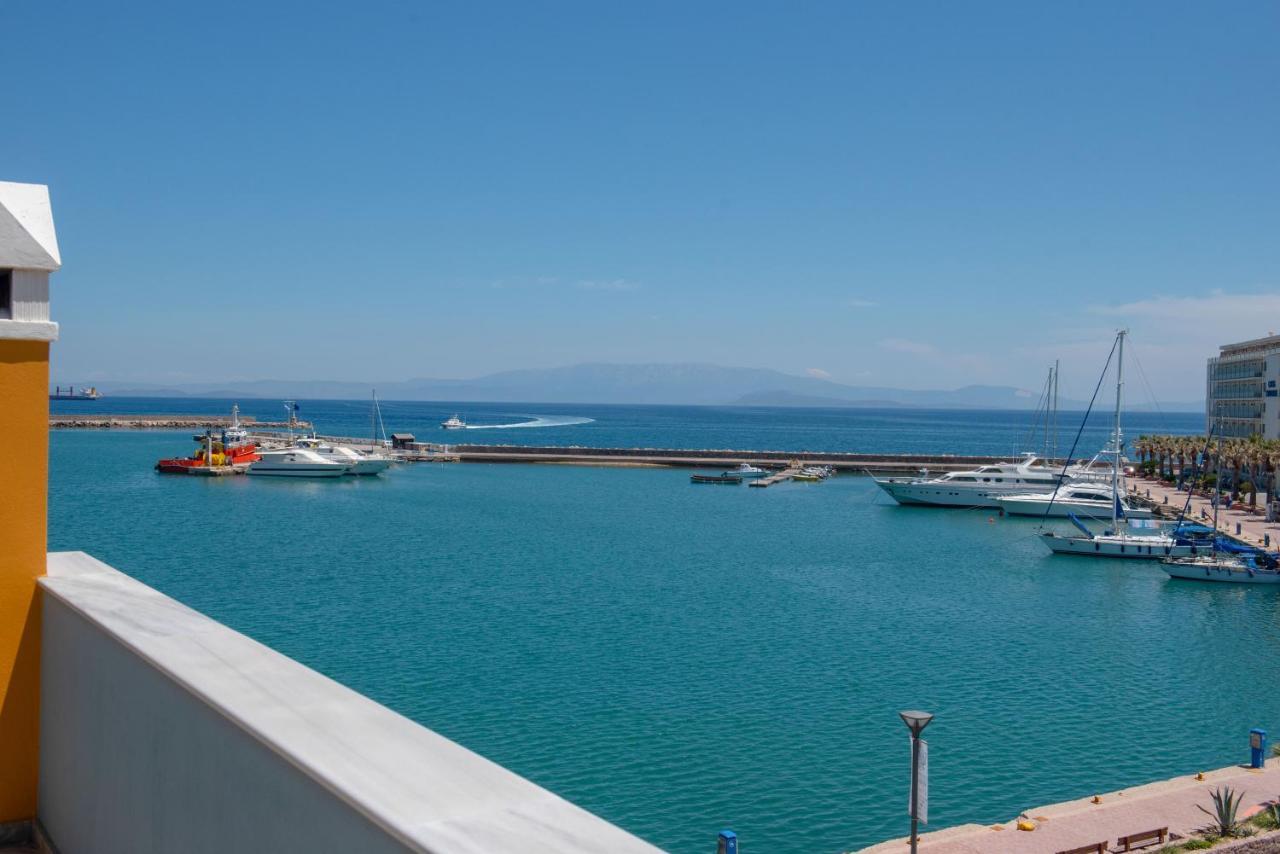 Sideratos Sea View City Apartment Chios Town Exteriör bild